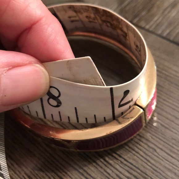 Avon - Mark PRETTY MIGHTY Empowerment Bracelet - Picture 14 of 15